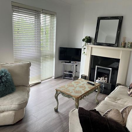Cosy 2 Double Bed Apartment 스워드 외부 사진