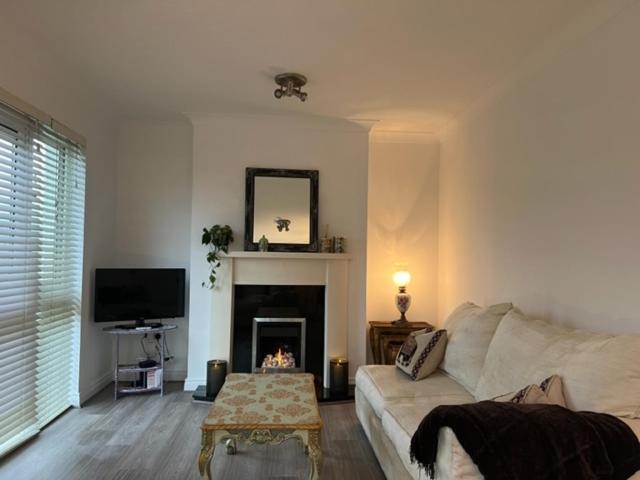 Cosy 2 Double Bed Apartment 스워드 외부 사진